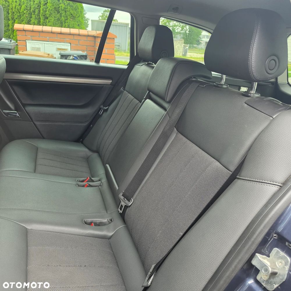 Opel Vectra 1.9 CDTI DPF Cosmo Plus - 22