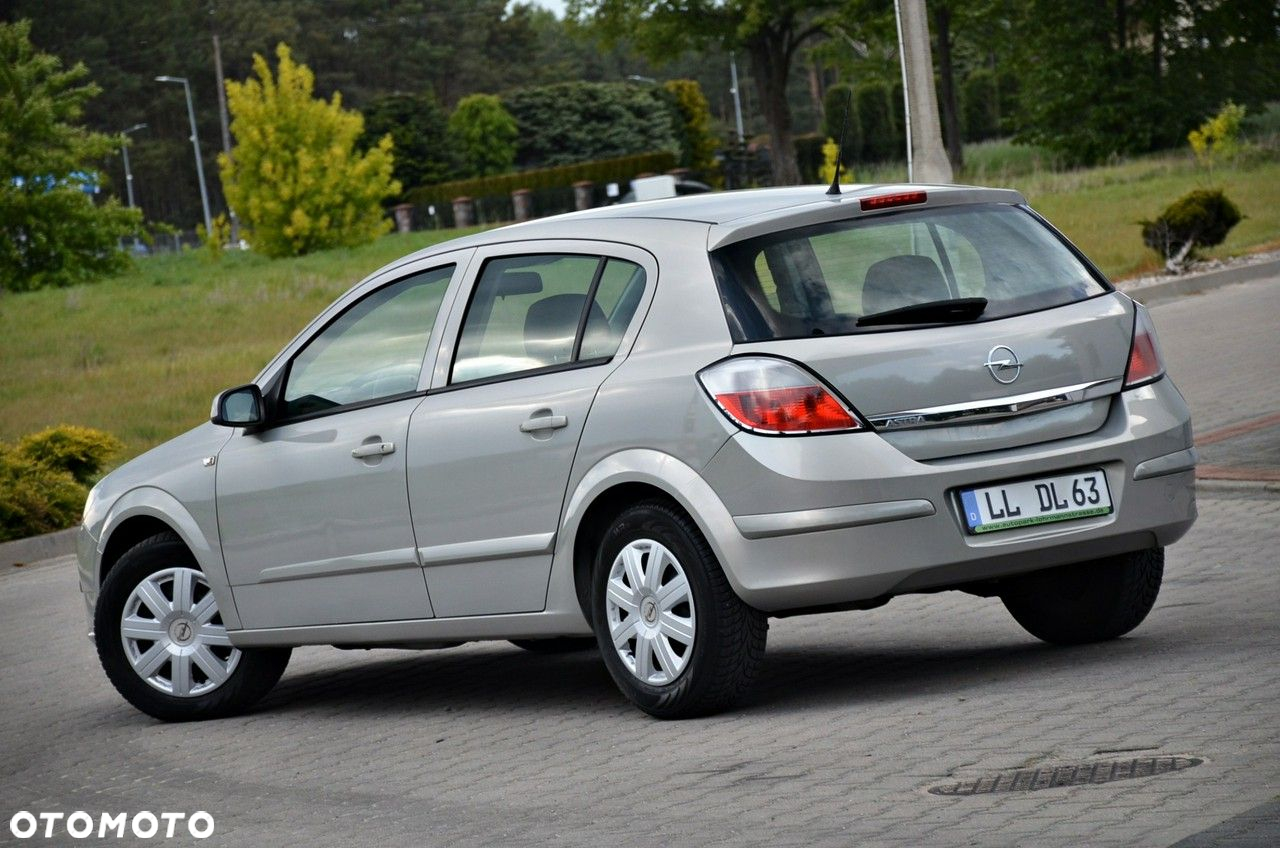 Opel Astra - 10