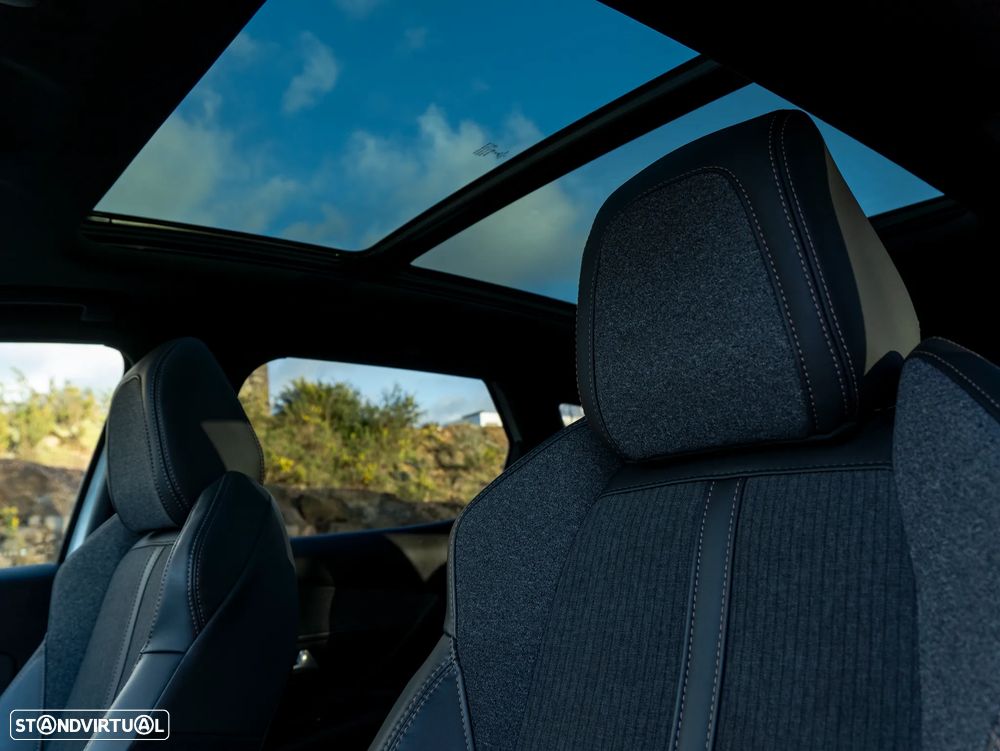 Peugeot 3008 1.2 PureTech GT Line EAT6 - 16