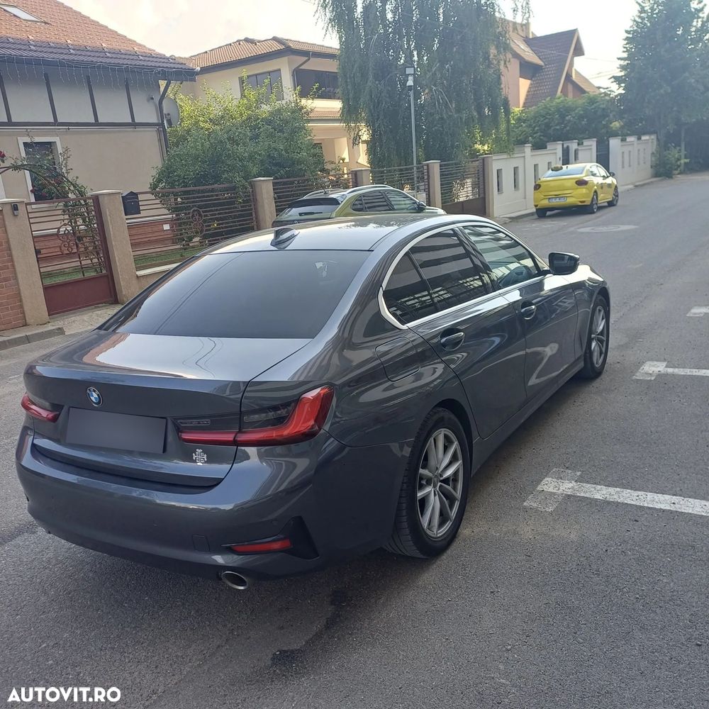 BMW Seria 3 320d xDrive AT - 30