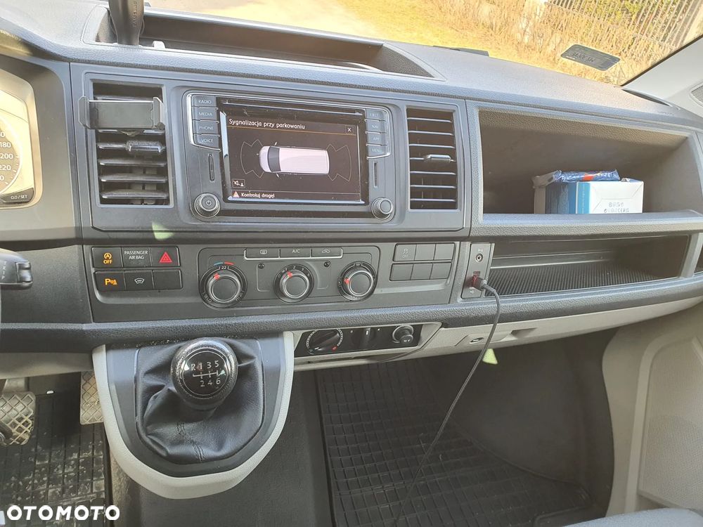 Volkswagen Transporter Kombi L1H1 4Motion - 8