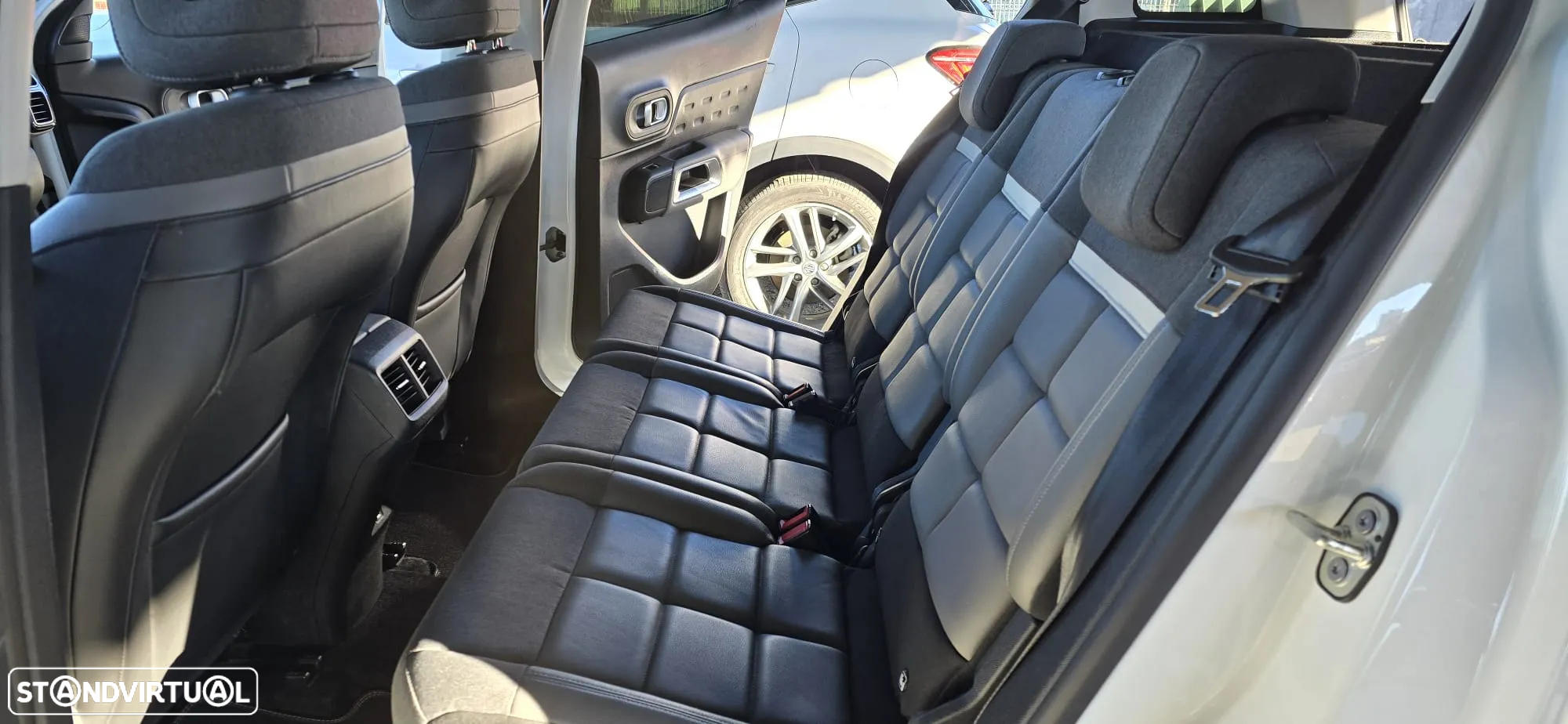 Citroën C5 Aircross 1.6 Hybrid Shine Pack e-EAT8 - 22