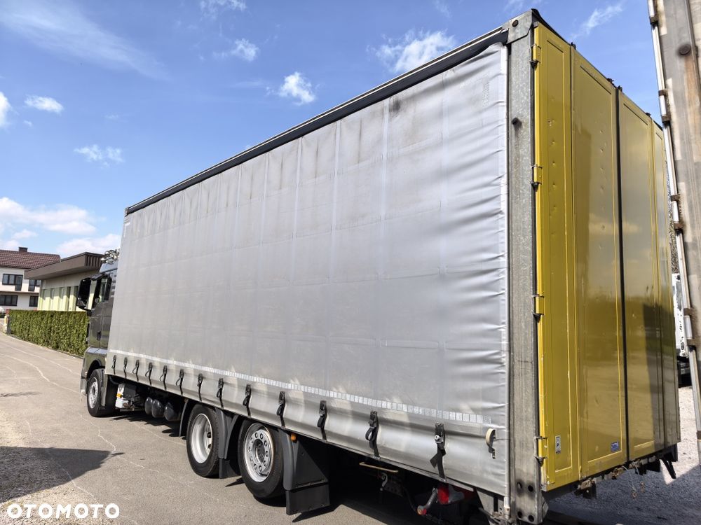 MAN TGX 26.480 // Zestaw przejazdowy z przyczepą // Firanka // - 5