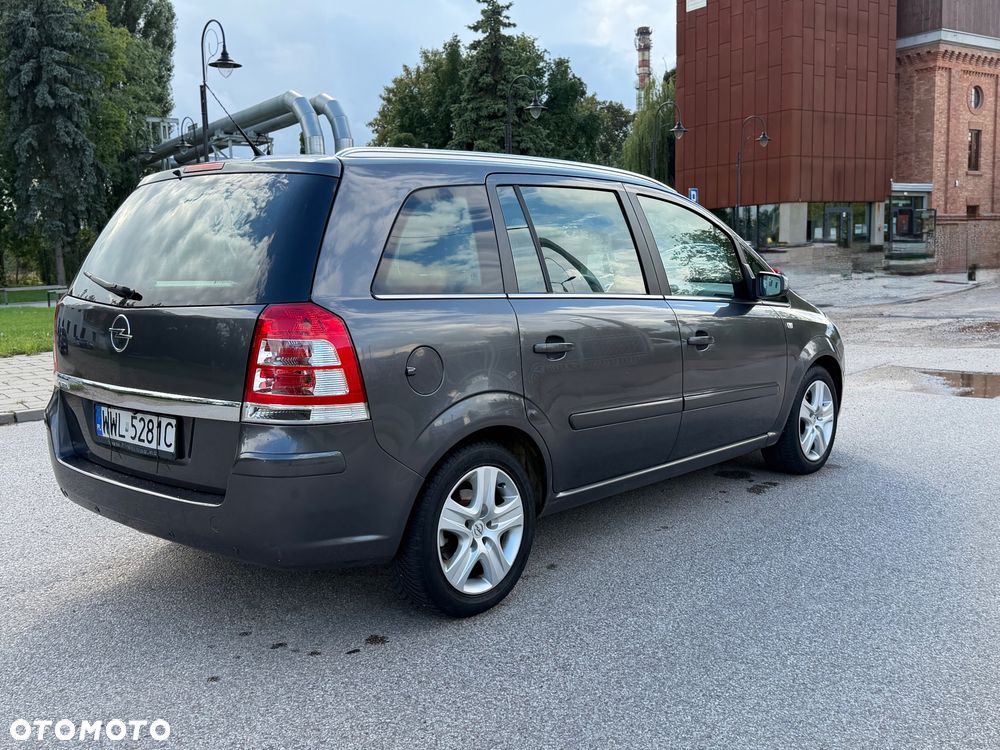 Opel Zafira 1.8 Family Plus - 4