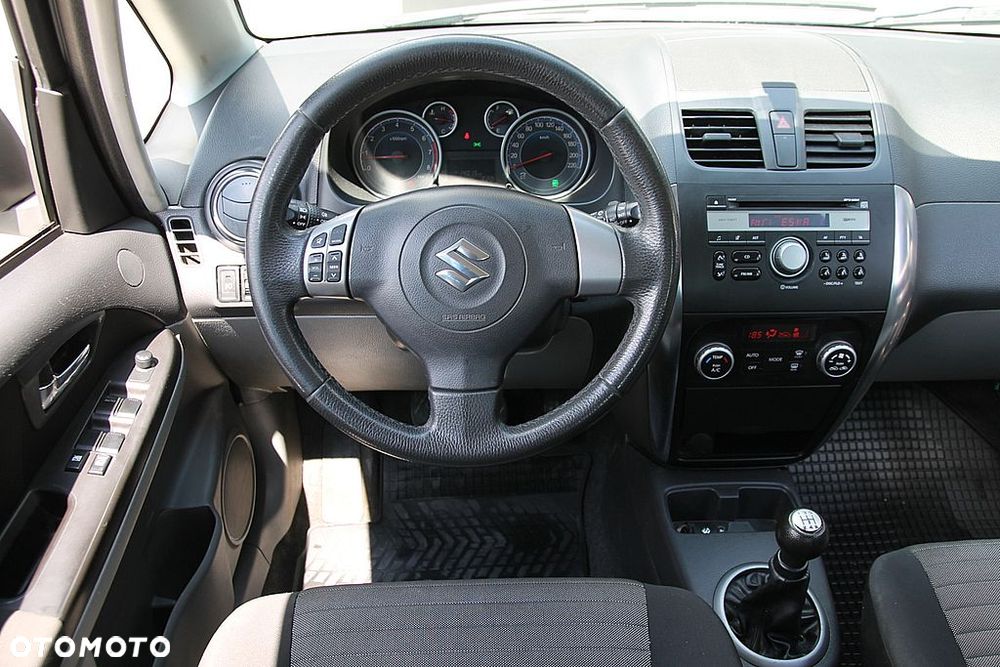Suzuki SX4 1.6 VVT 4x4 Comfort - 12