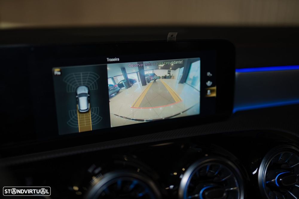 Mercedes-Benz CLA 250 e Shooting Brake AMG Line - 43