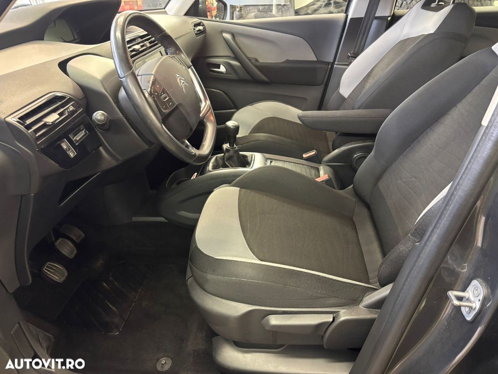 Citroën C4 Picasso - 10