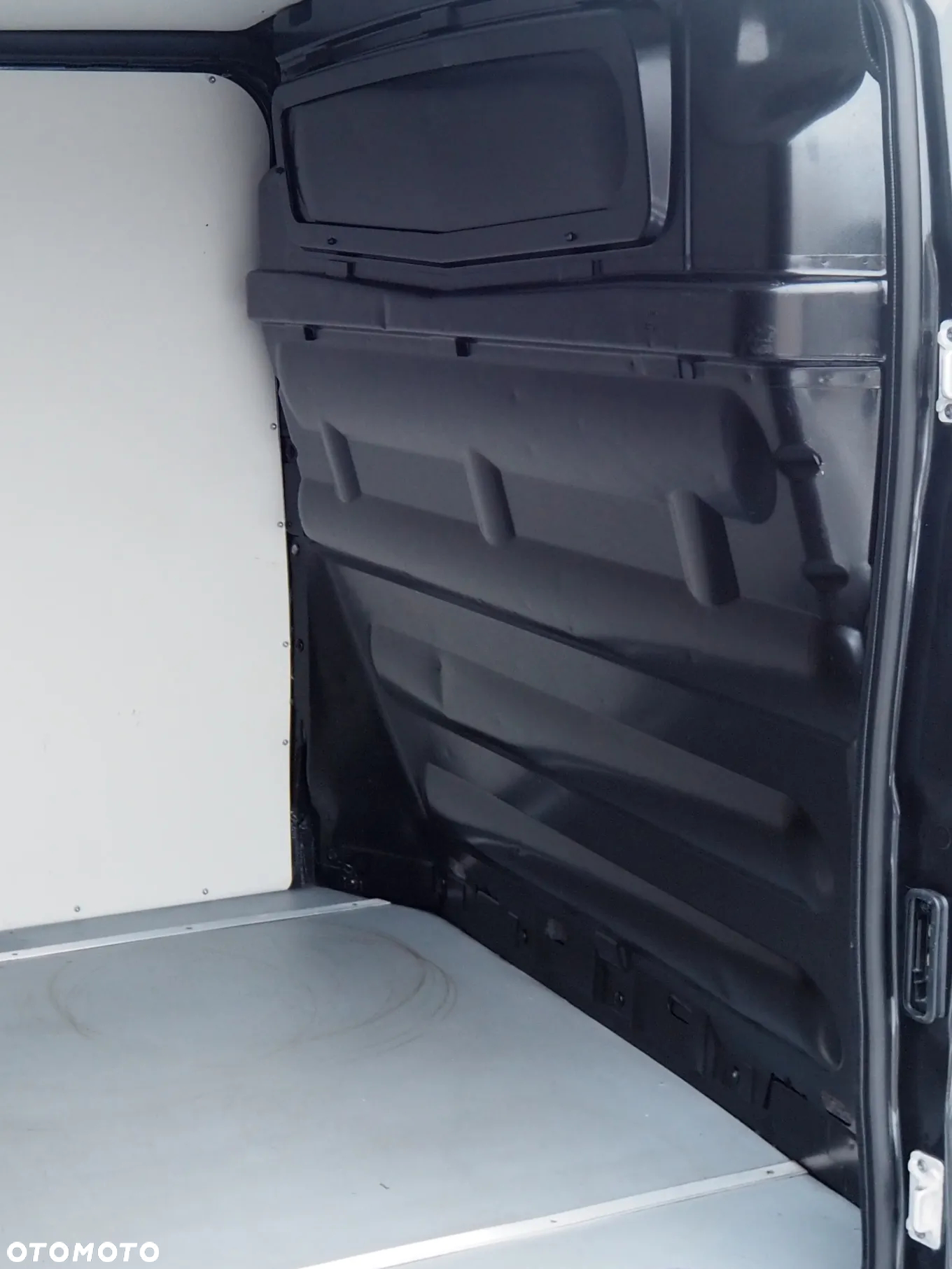 Opel Vivaro - 20