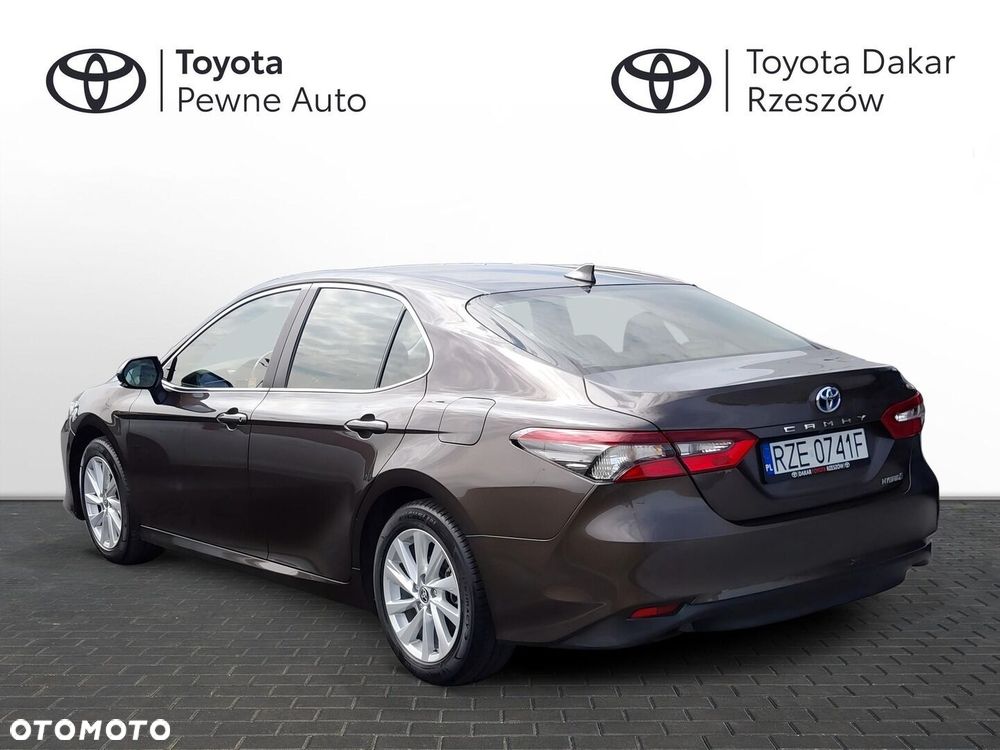 Toyota Camry 2.5 Hybrid Comfort CVT - 3