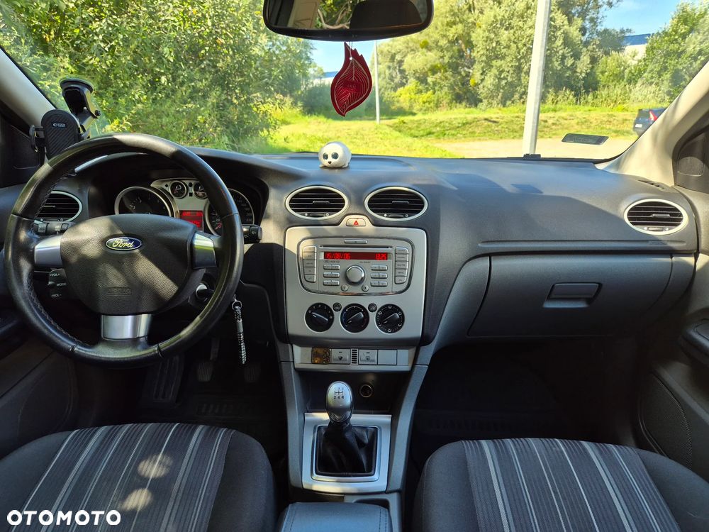 Ford Focus 1.6 Ambiente - 7
