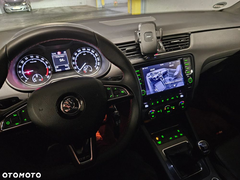 Skoda Octavia 2.0 TDI RS - 22