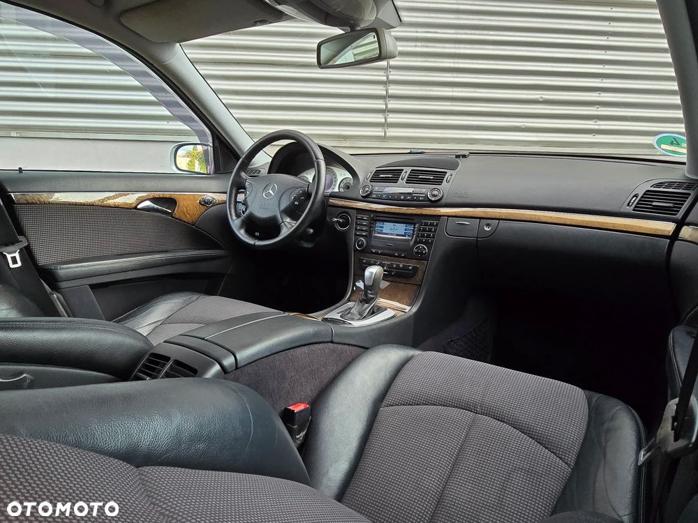 Mercedes-Benz Klasa E 320 T Avantgarde - 6