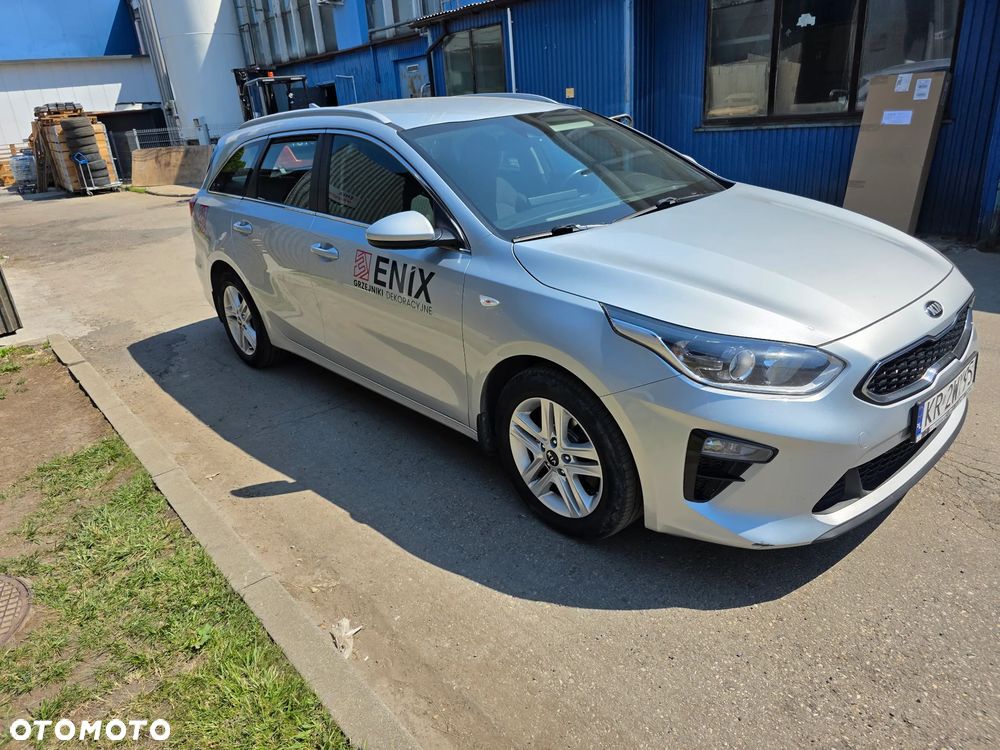 Kia Ceed 1.6 CRDi mHEV M - 2