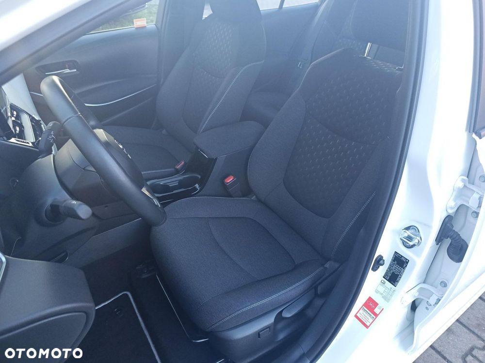 Toyota Corolla 1.8 Hybrid Comfort - 26