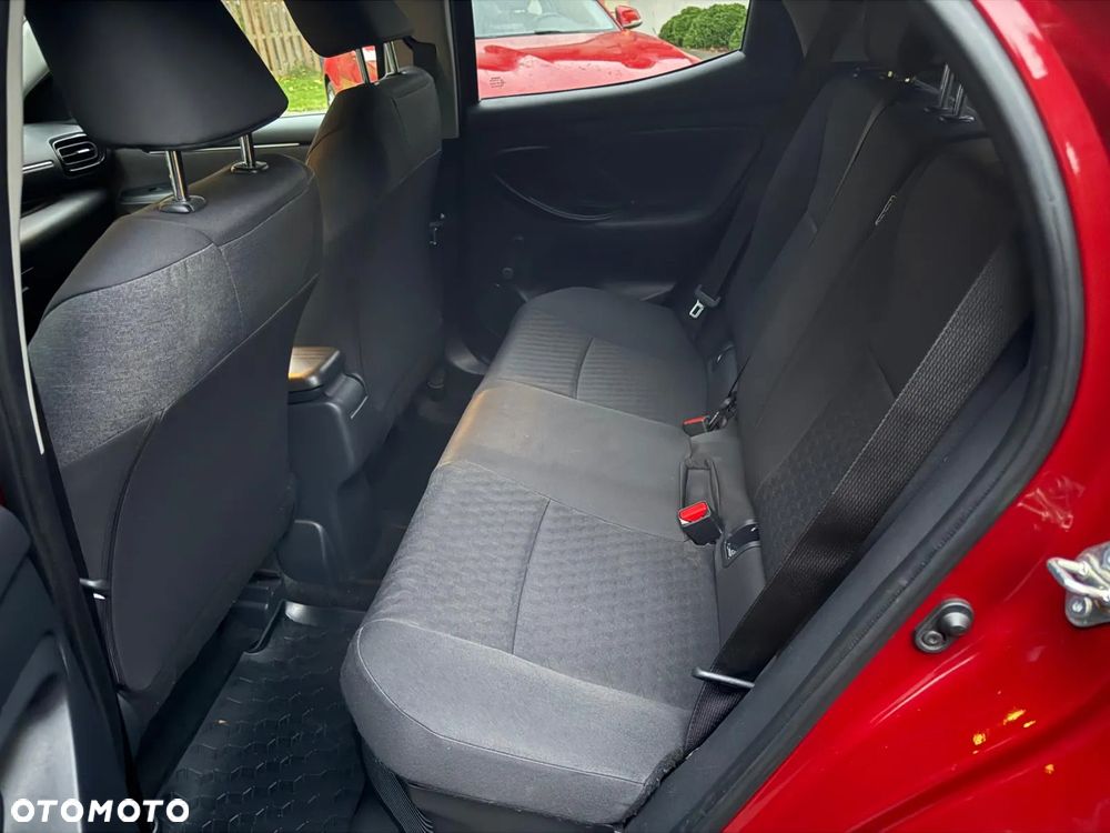 Toyota Yaris - 10
