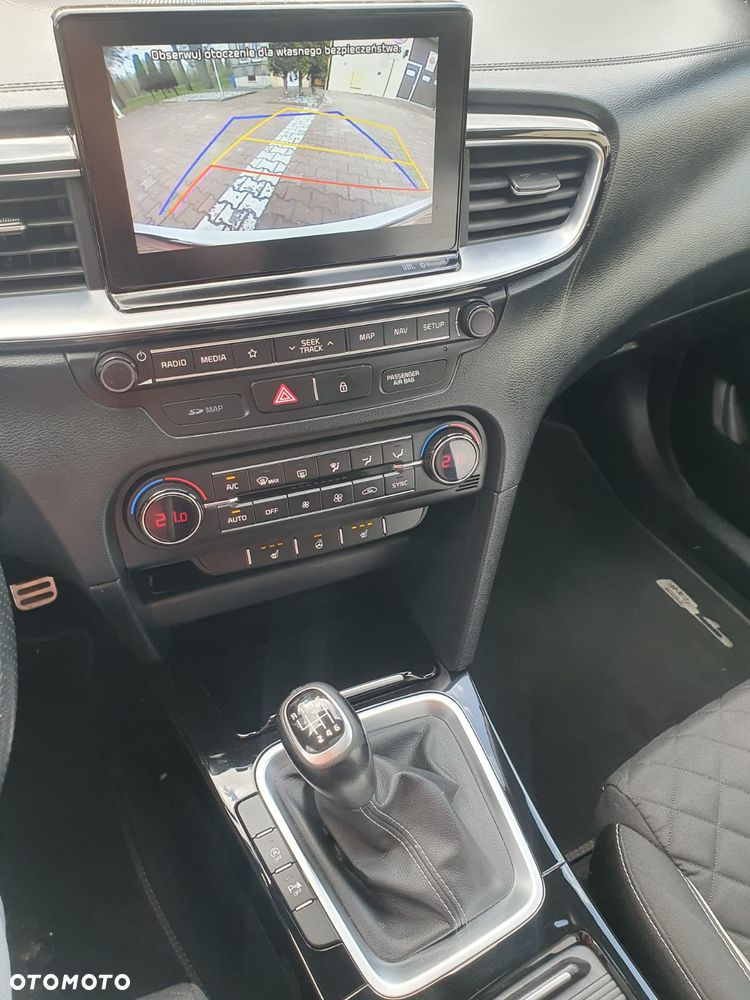 Kia Ceed 1.4 T-GDI OPF GT Line - 10