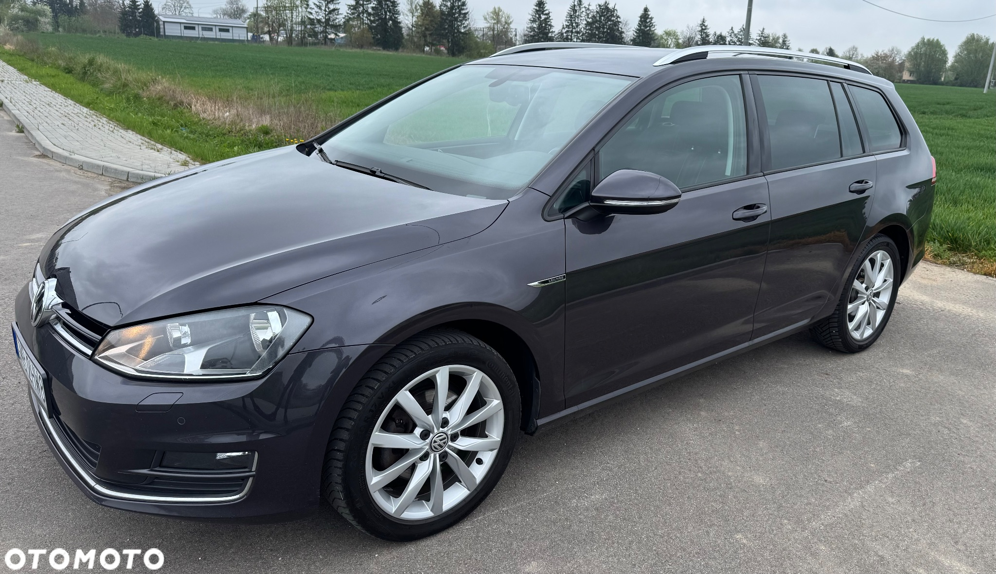 Volkswagen Golf 1.2 TSI BlueMotion Technology Lounge - 3