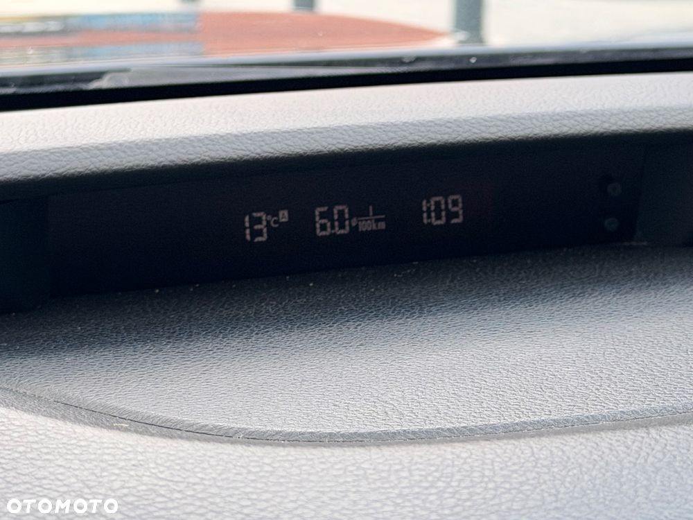 Subaru Outback 2.0 D Comfort - 13