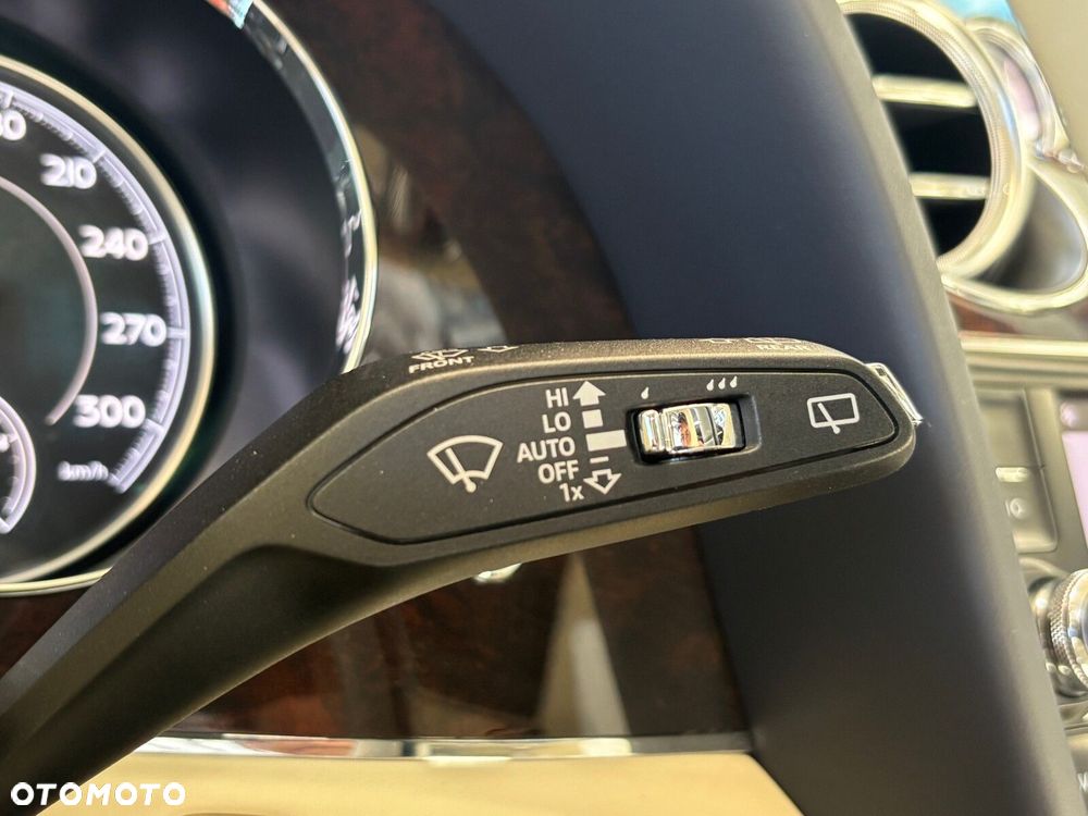 Bentley Bentayga - 15
