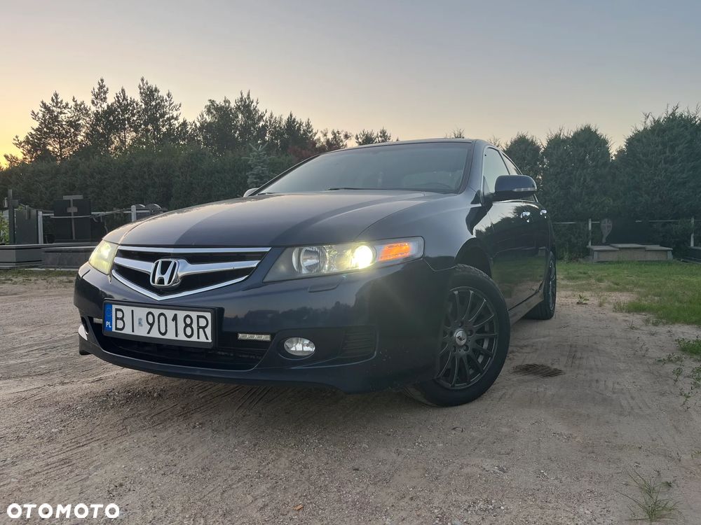Honda Accord 2.0 Executive - 1