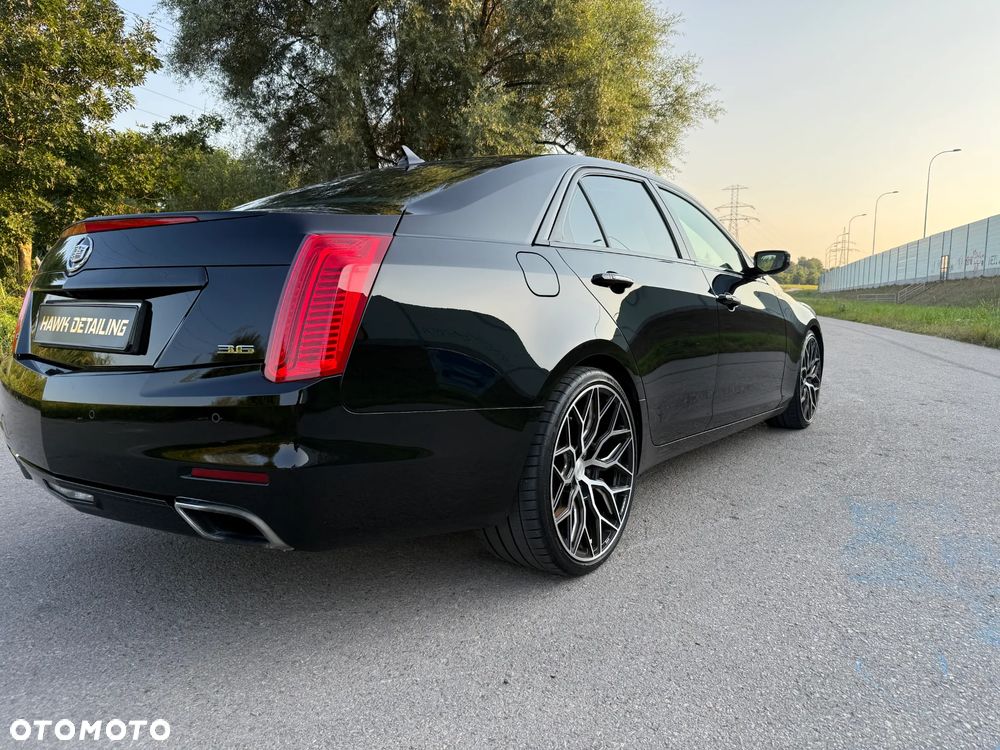 Cadillac CTS - 11