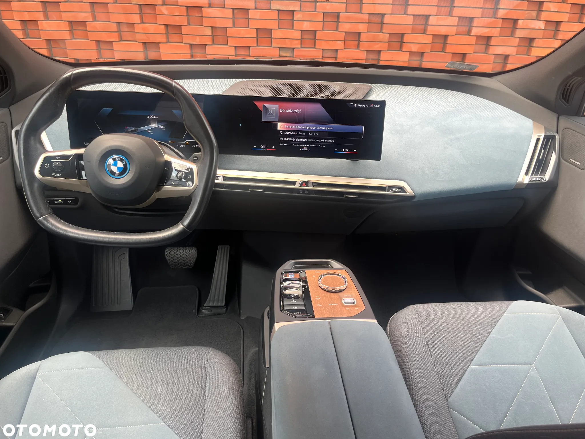 BMW iX xDrive40 76.6kWh - 7
