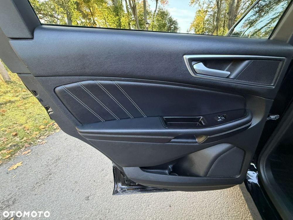 Ford Edge - 23