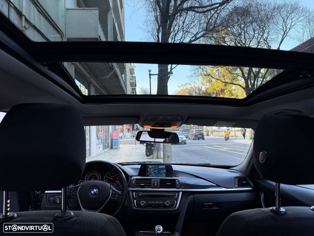 BMW 318 d Line Luxury - 12