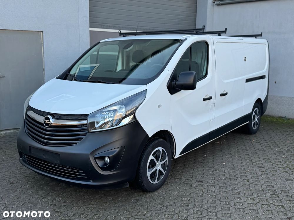Opel Vivaro - 10