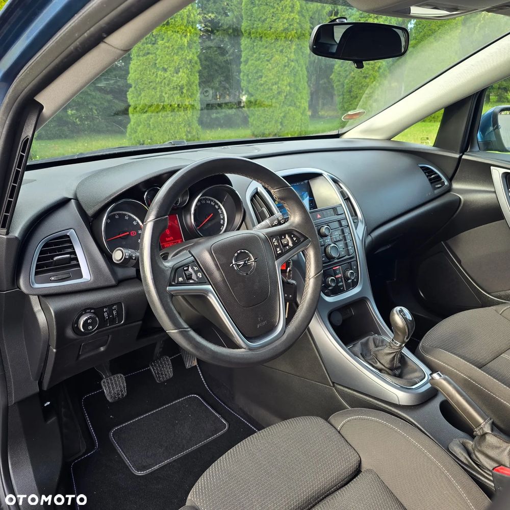 Opel Astra 1.4 Selection - 19