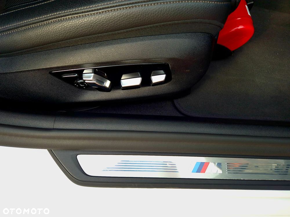 BMW Seria 5 540i xDrive mHEV M Sport sport - 39
