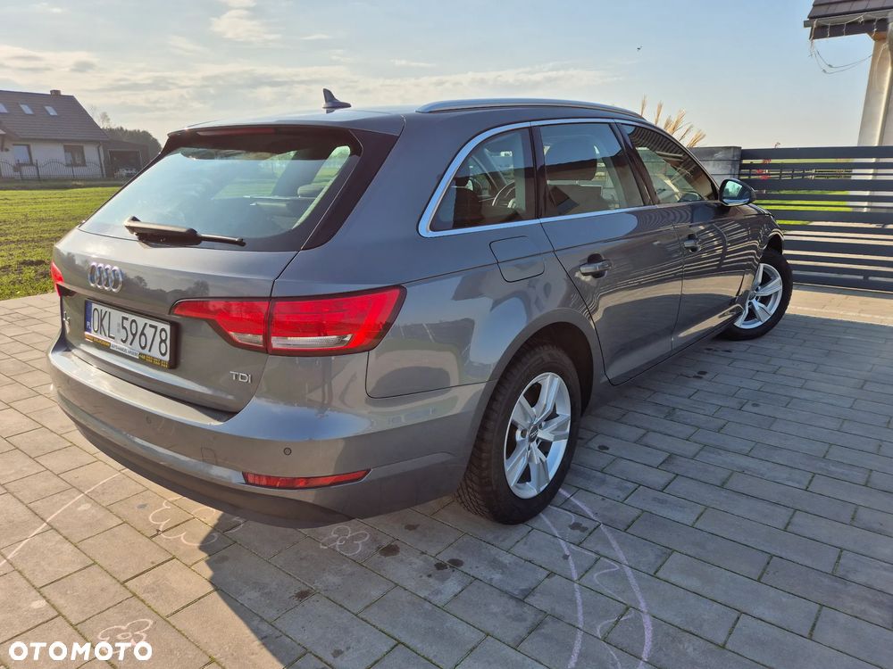 Audi A4 Avant - 4