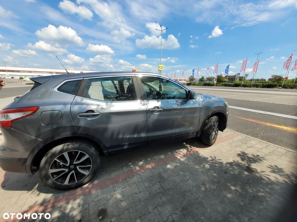Nissan Qashqai 1.2 DIG-T Xtronic ACENTA - 8
