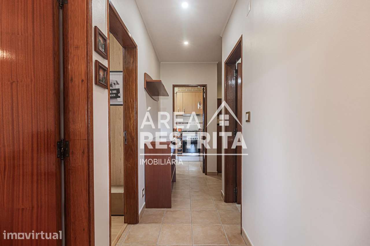 Apartamento T2 em Amora - Cruz de Pau - Grande imagem: 4/18