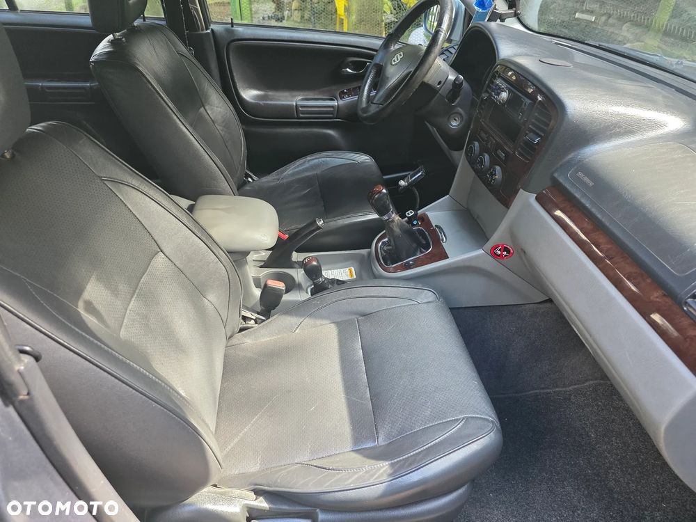 Suzuki Grand Vitara 2.0 Special Edition - 9
