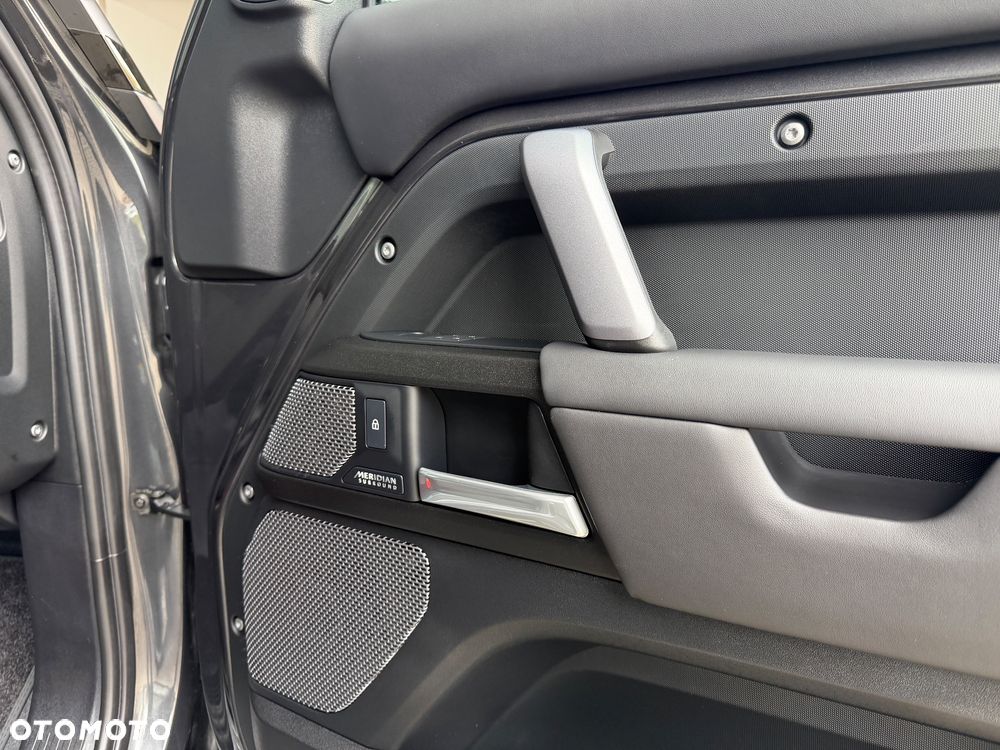 Land Rover Defender 5.0 P525 V8 Carpathian Edition - 24