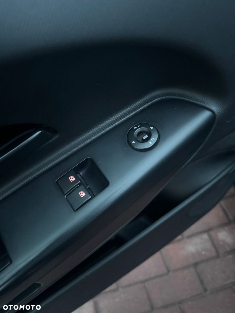 Kia Ceed - 14