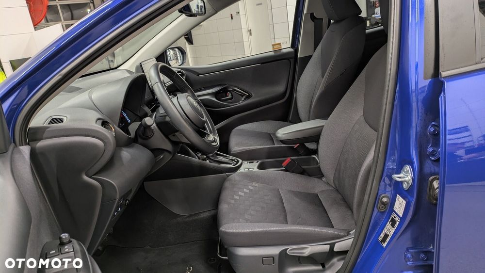 Toyota Yaris Hybrid 1.5 Style - 9