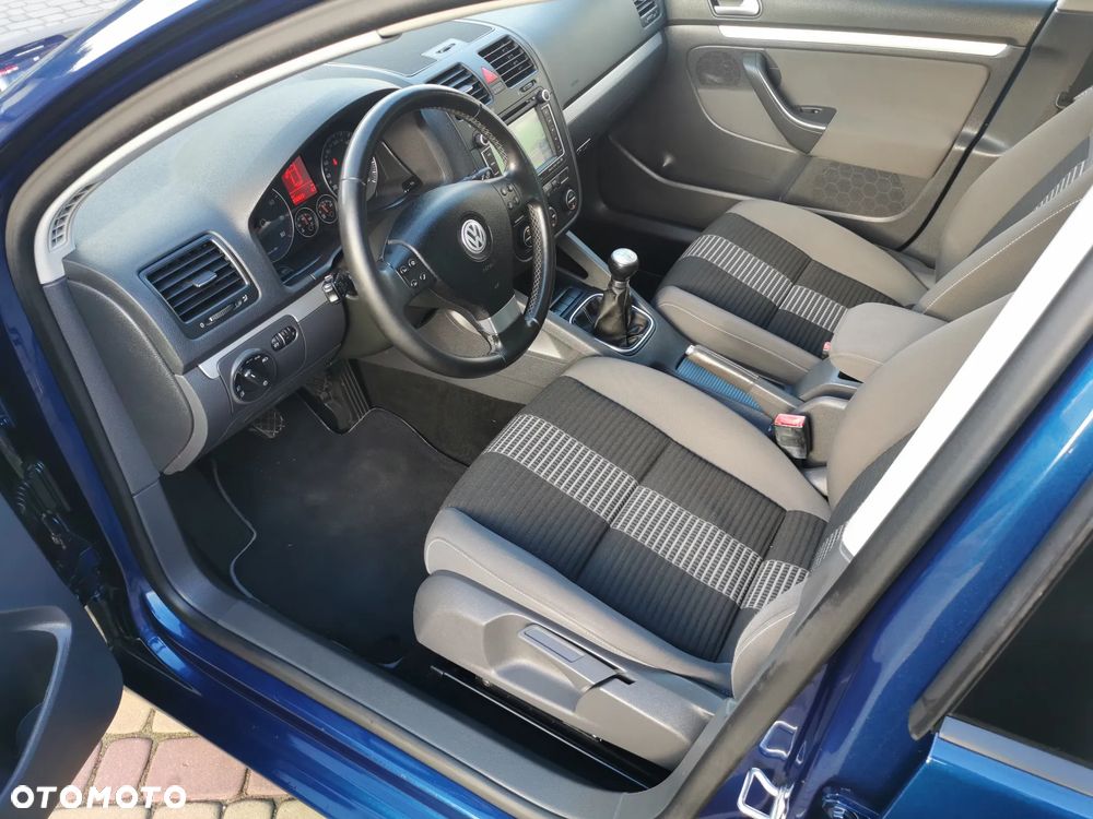 Volkswagen Golf 1.6 United - 28