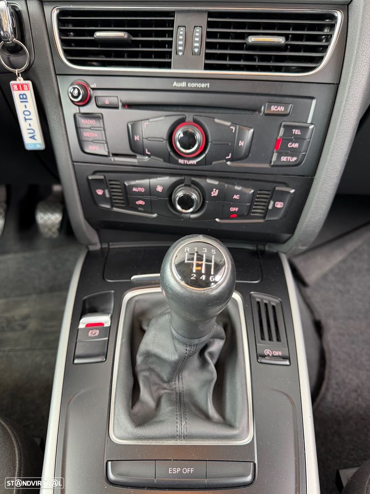 Audi A4 Avant 2.0 TDI - 23