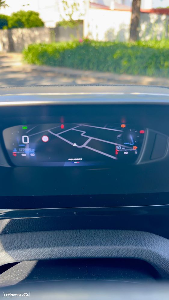 Peugeot 308 SW BlueHDi 130 Stop & Start Allure Pack - 20