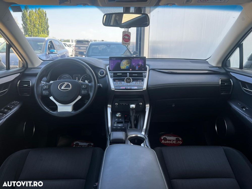 Lexus Seria NX - 8