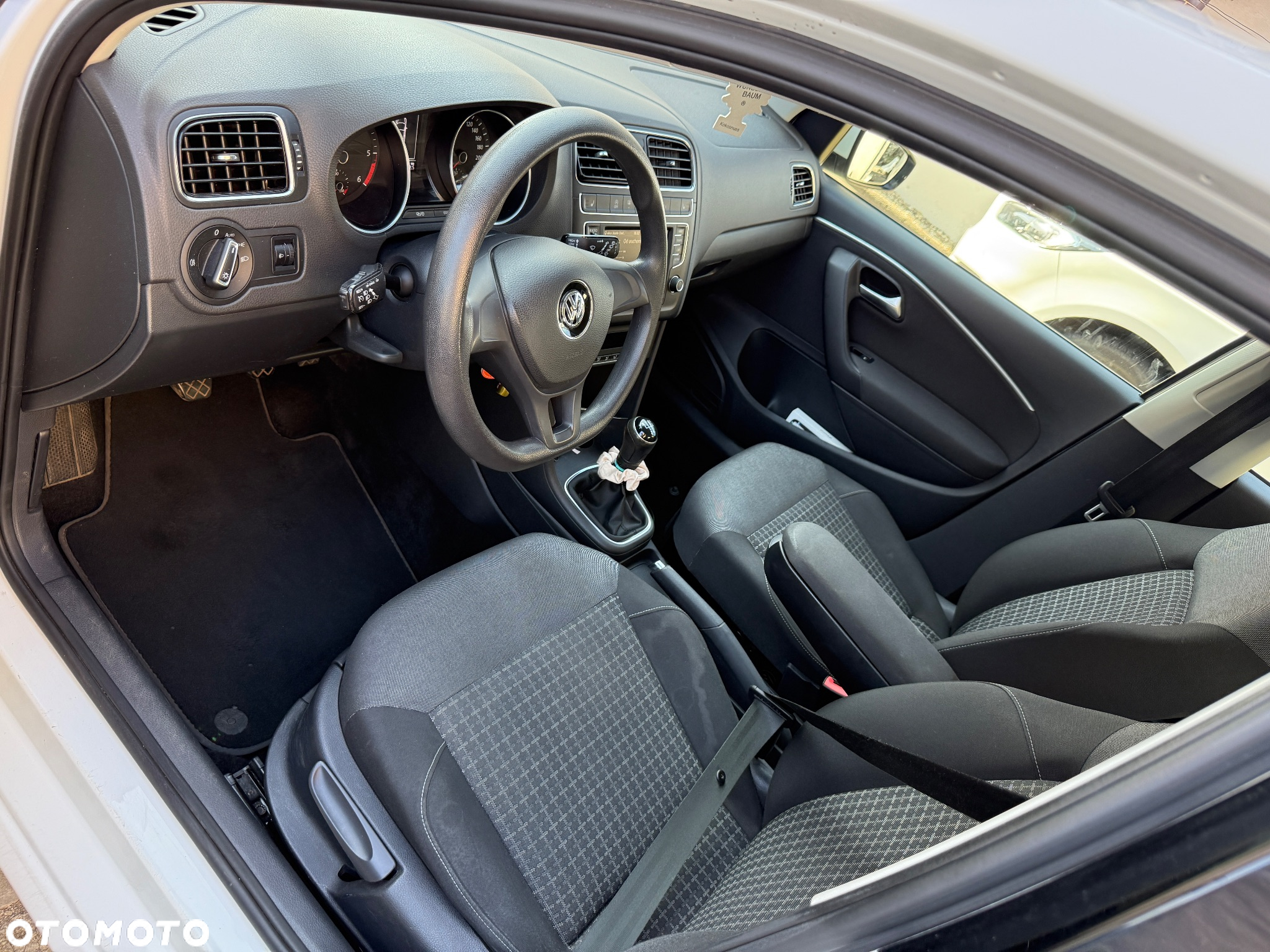 Volkswagen Polo 1.4 TDI (Blue Motion Technology) Comfortline - 9