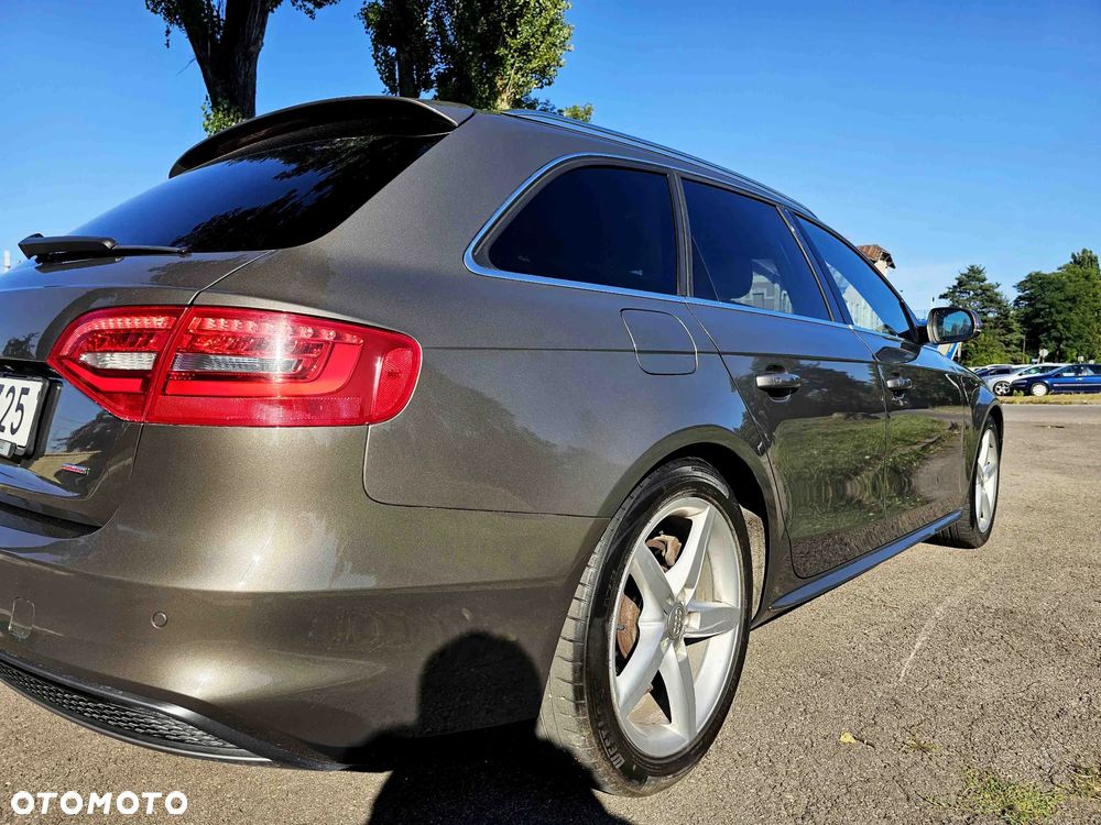 Audi A4 Avant 2.0 TDI DPF quattro S tronic S line Sportpaket - 14