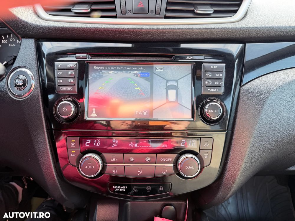 Nissan Qashqai 1.6 DCI 4 x 4 DPF Start/Stop tekna - 10