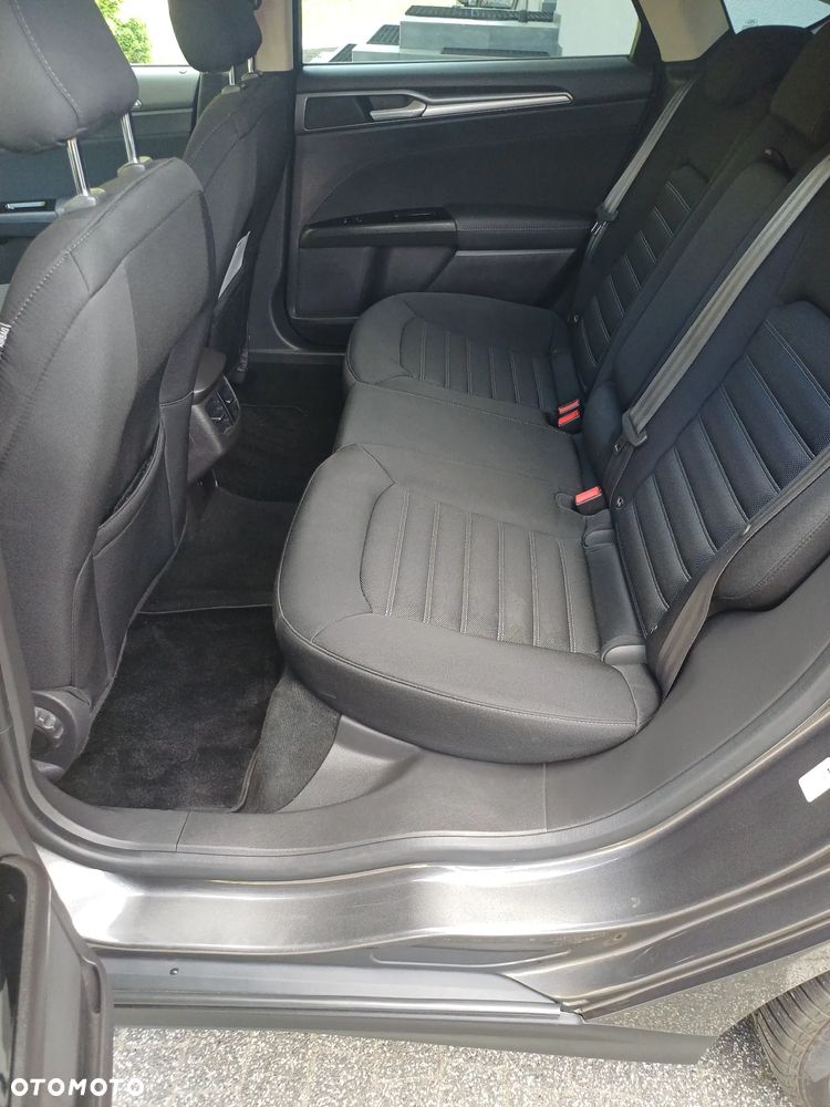 Ford Mondeo 2.0 TDCi Trend - 13