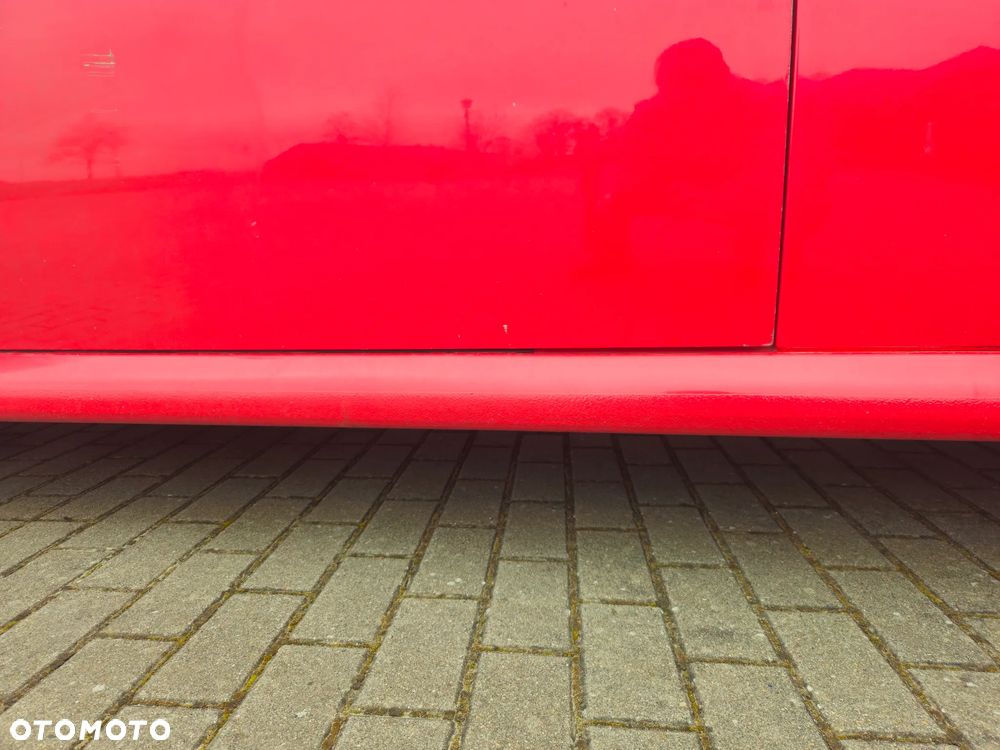 Volkswagen New Beetle - 18