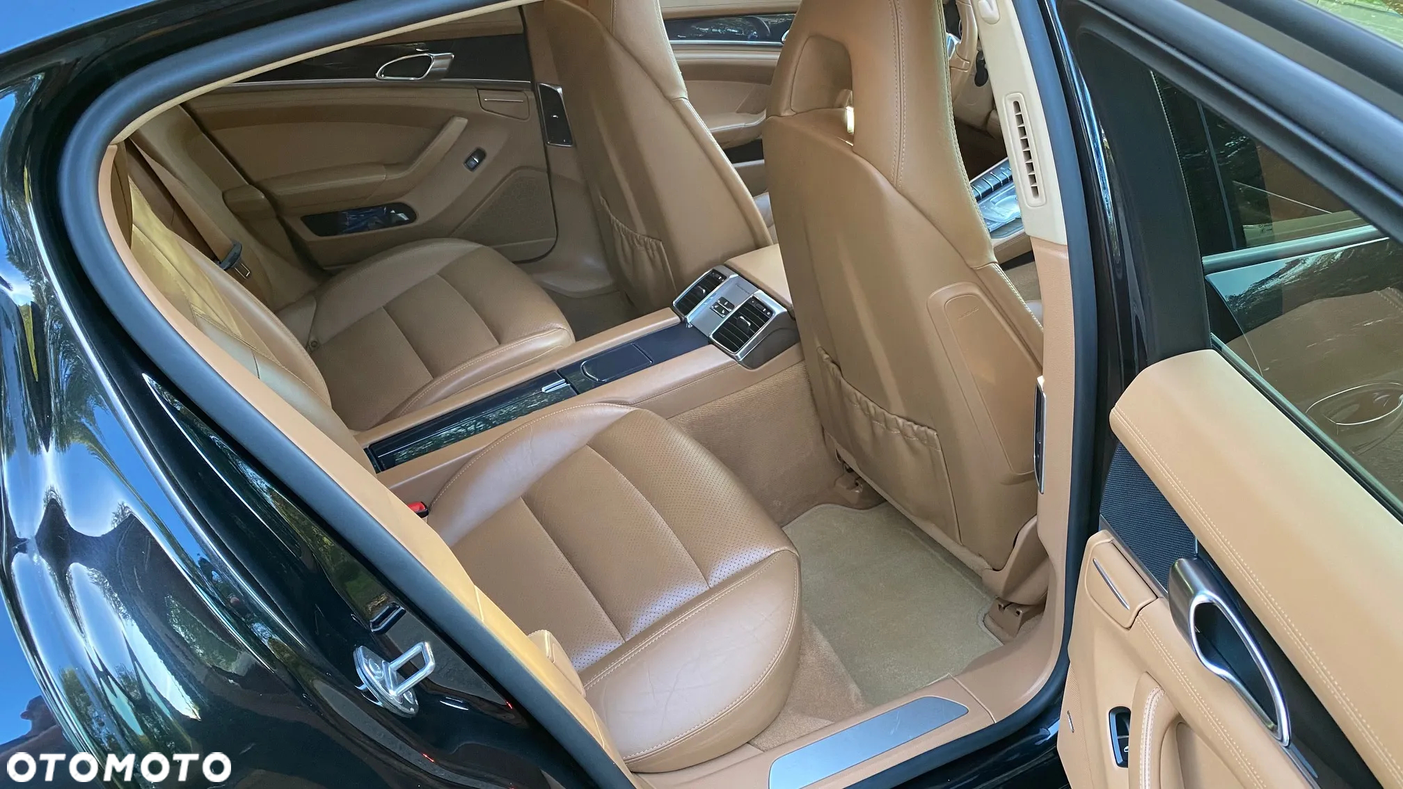 Porsche Panamera Diesel Platinum Edition - 23