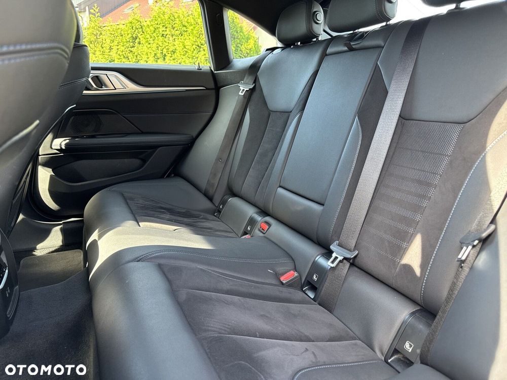 BMW i4 70.3kWh eDrive 35 M Sport - 20