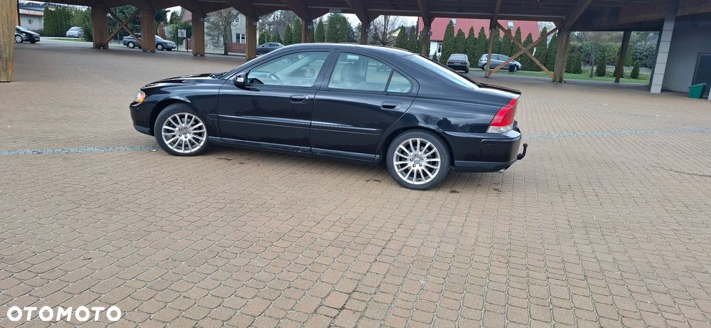 Volvo S60 2.4D Momentum - 3